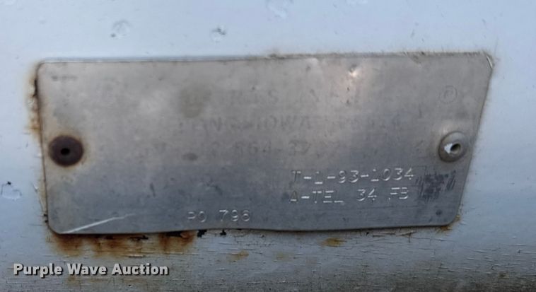 image for item FB0714 1993 Ford F450 Super Duty bucket truck