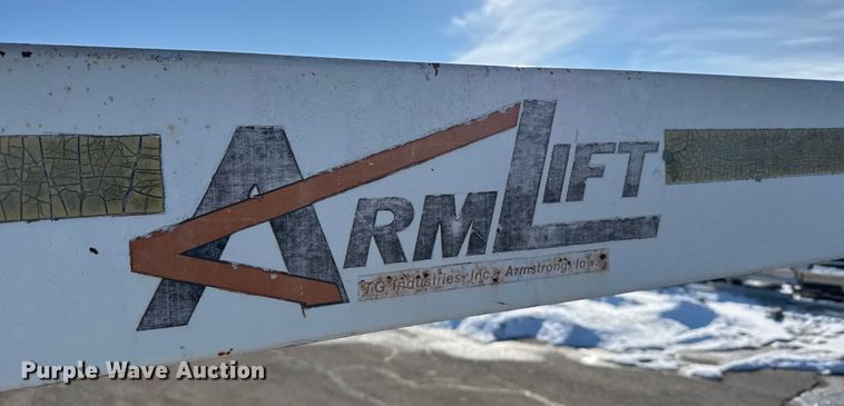 image for item FB0714 1993 Ford F450 Super Duty bucket truck