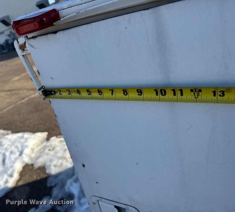 image for item FB0714 1993 Ford F450 Super Duty bucket truck