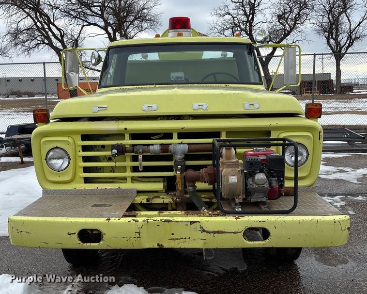 image for item FB0716 Ford F600 pumper fire truck