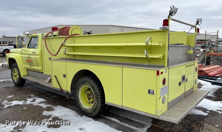 image for item FB0716 Ford F600 pumper fire truck