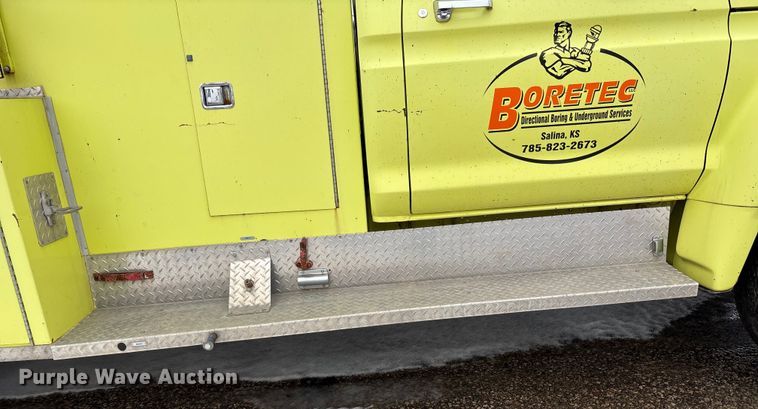 image for item FB0716 Ford F600 pumper fire truck