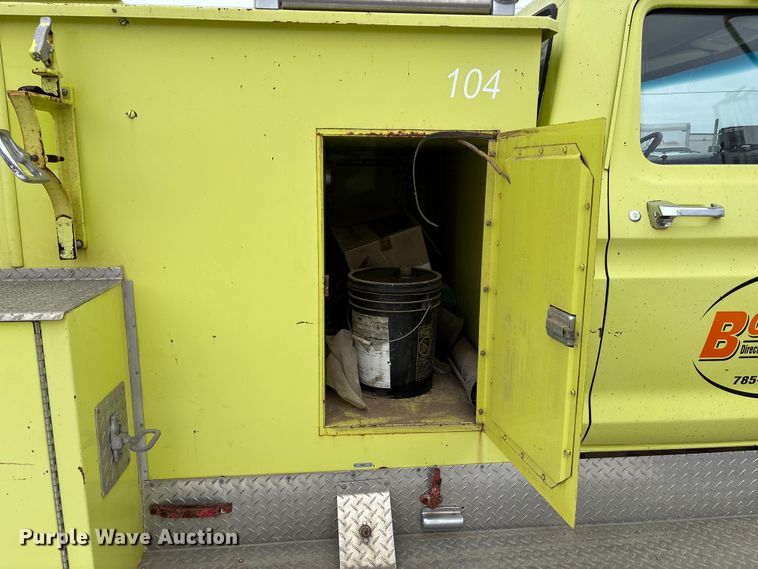 image for item FB0716 Ford F600 pumper fire truck