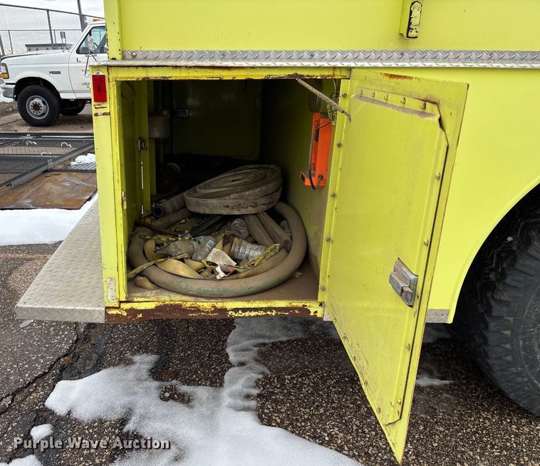 image for item FB0716 Ford F600 pumper fire truck