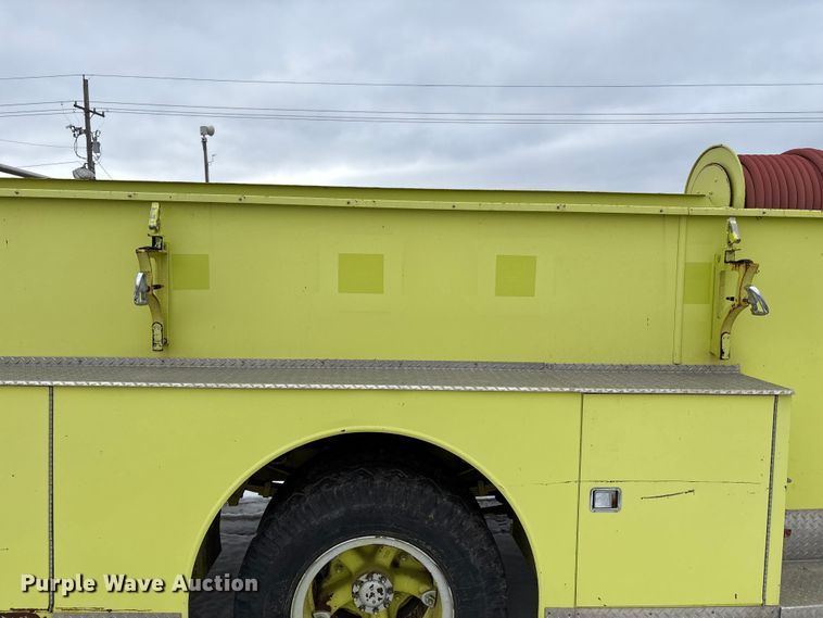 image for item FB0716 Ford F600 pumper fire truck