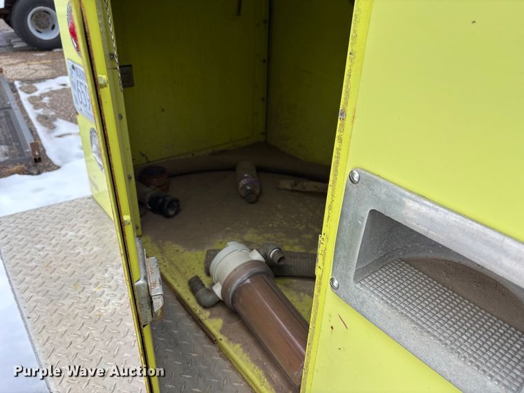 image for item FB0716 Ford F600 pumper fire truck