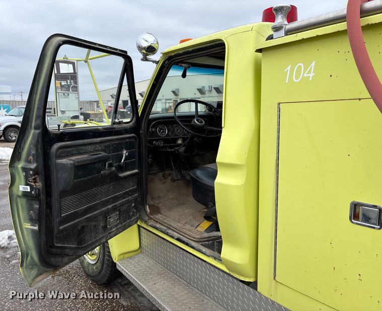 image for item FB0716 Ford F600 pumper fire truck