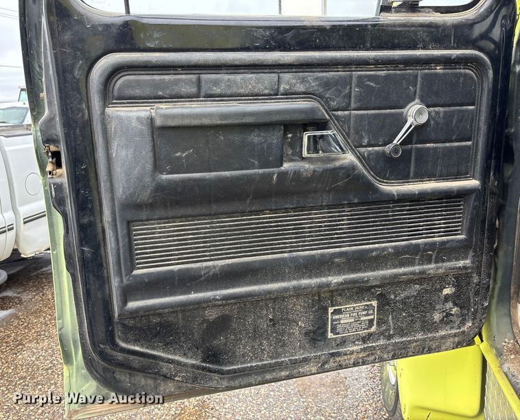 image for item FB0716 Ford F600 pumper fire truck