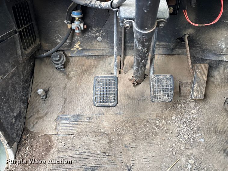 image for item FB0716 Ford F600 pumper fire truck