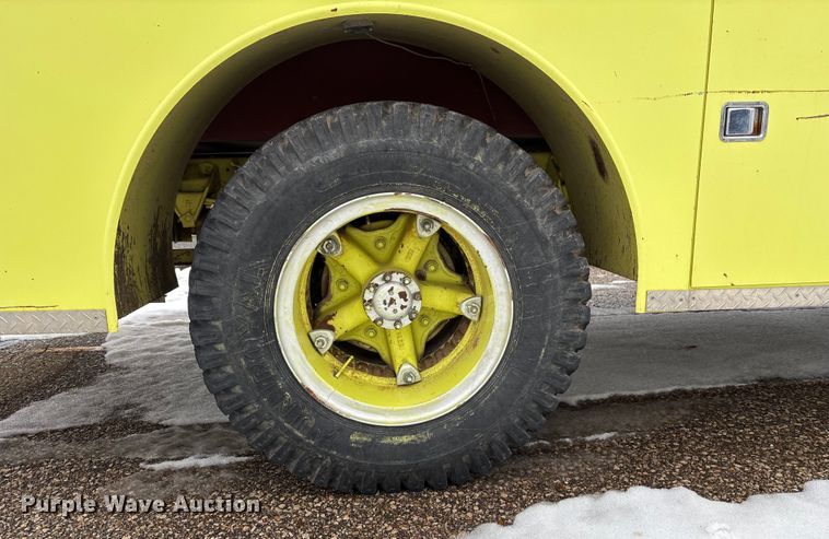 image for item FB0716 Ford F600 pumper fire truck