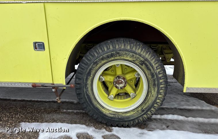 image for item FB0716 Ford F600 pumper fire truck