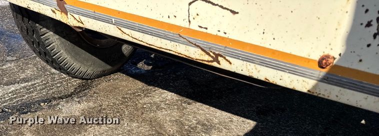 image for item FB0717 1981 International 1754 flatbed truck