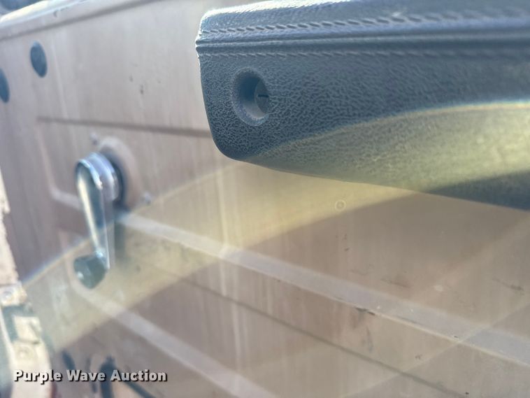 image for item FB0717 1981 International 1754 flatbed truck