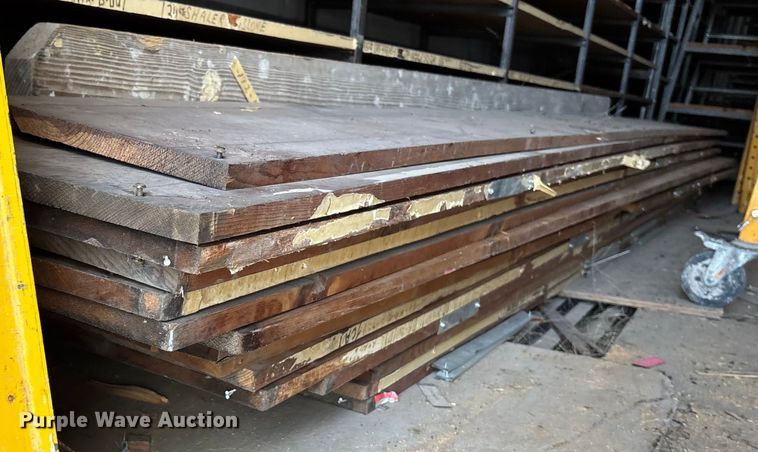 image for item FB0721 (4) storage shelves