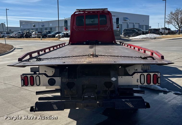 image for item FB0732 2017 International MA025 rollback truck