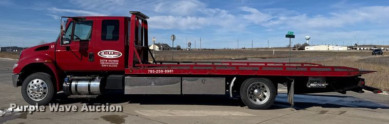 image for item FB0732 2017 International MA025 rollback truck