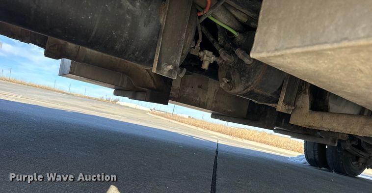 image for item FB0732 2017 International MA025 rollback truck