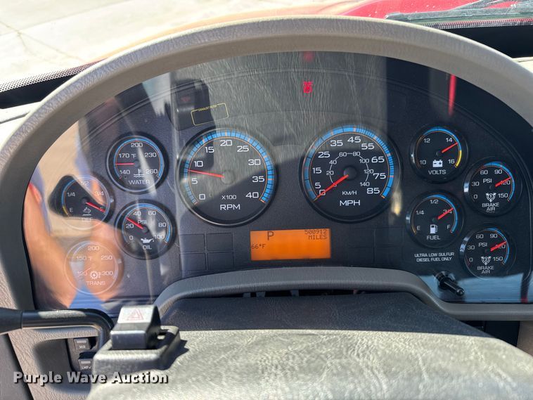 image for item FB0732 2017 International MA025 rollback truck