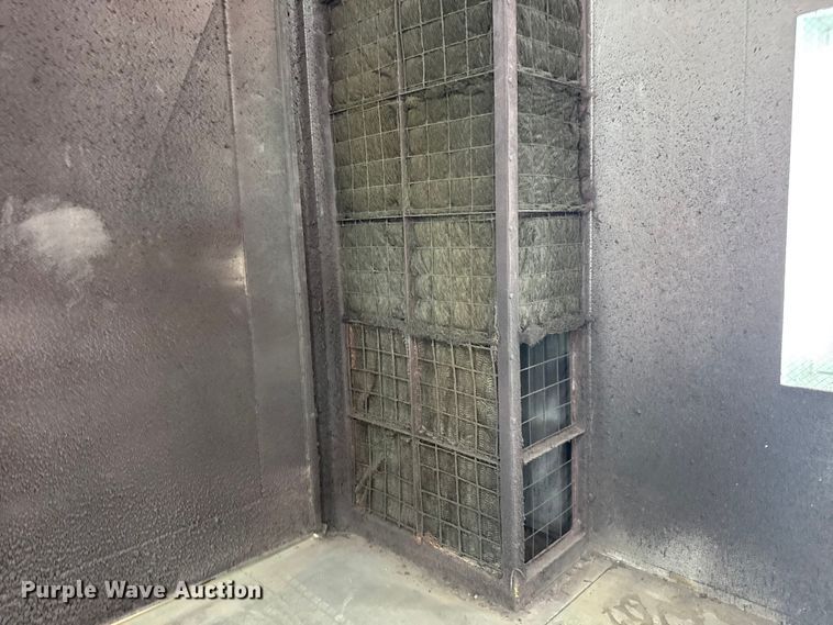 image for item FB0734 Paint booth