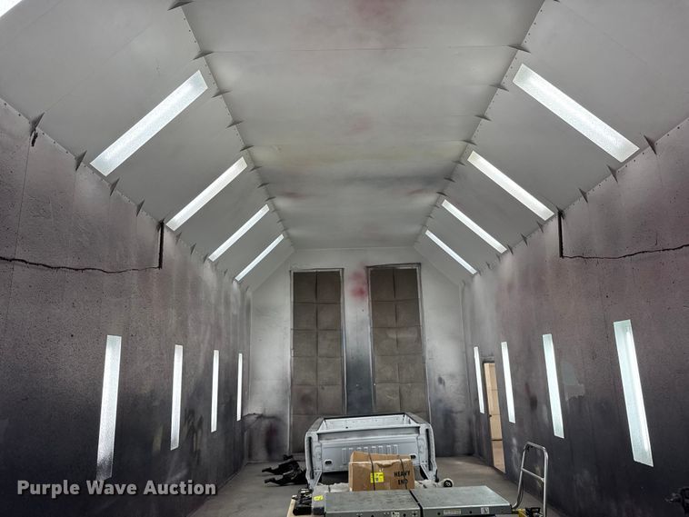 image for item FB0734 Paint booth