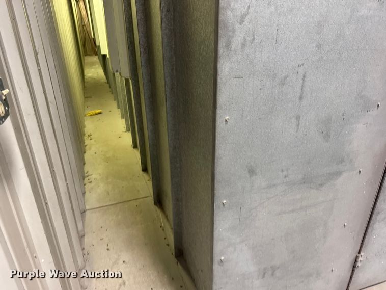 image for item FB0734 Paint booth