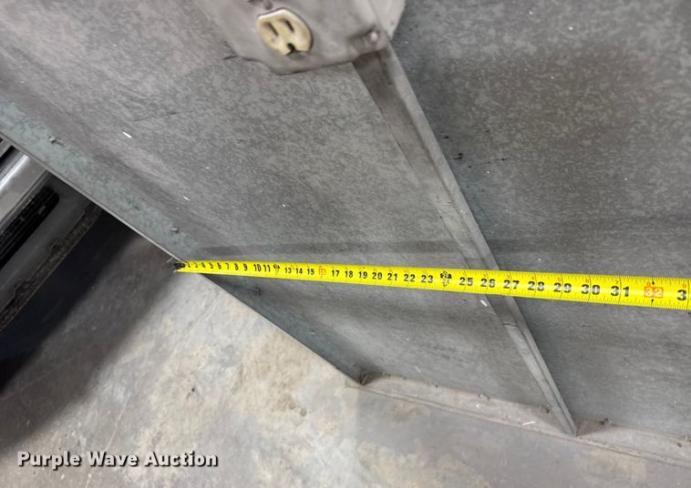 image for item FB0734 Paint booth