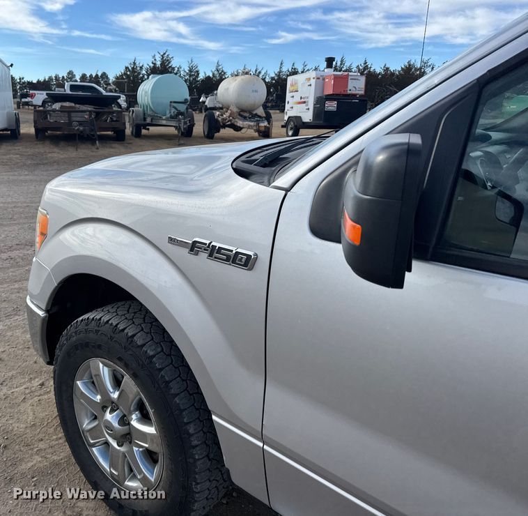 image for item FB0735 2014 Ford F150 Crew Cab pickup truck