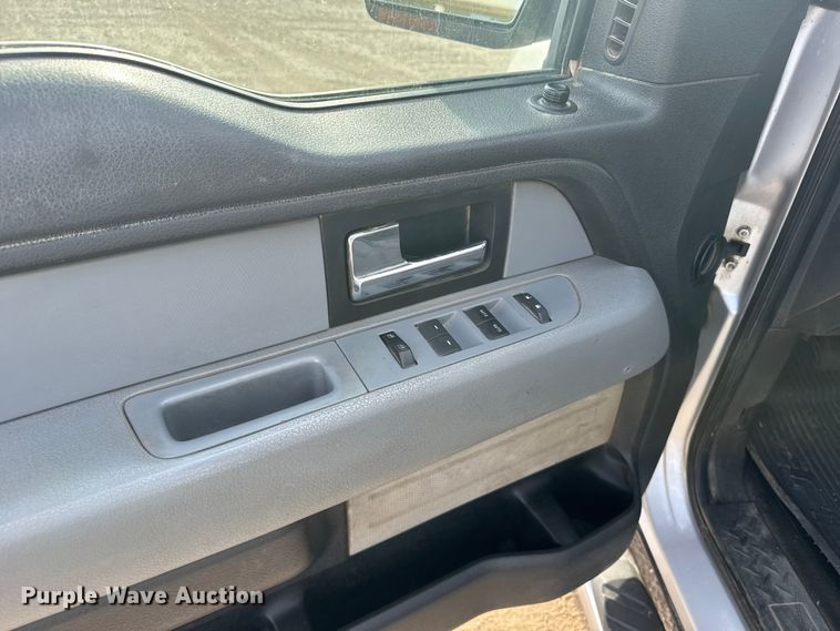 image for item FB0735 2014 Ford F150 Crew Cab pickup truck