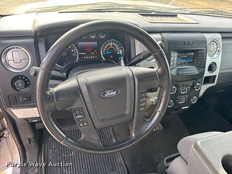 image for item FB0735 2014 Ford F150 Crew Cab pickup truck