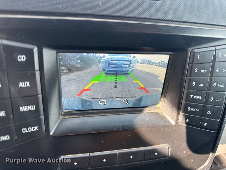 image for item FB0735 2014 Ford F150 Crew Cab pickup truck