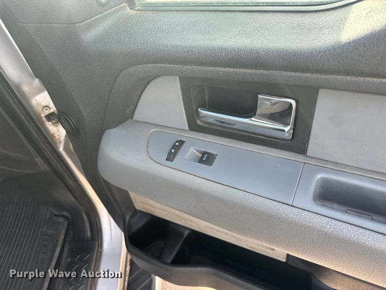 image for item FB0735 2014 Ford F150 Crew Cab pickup truck