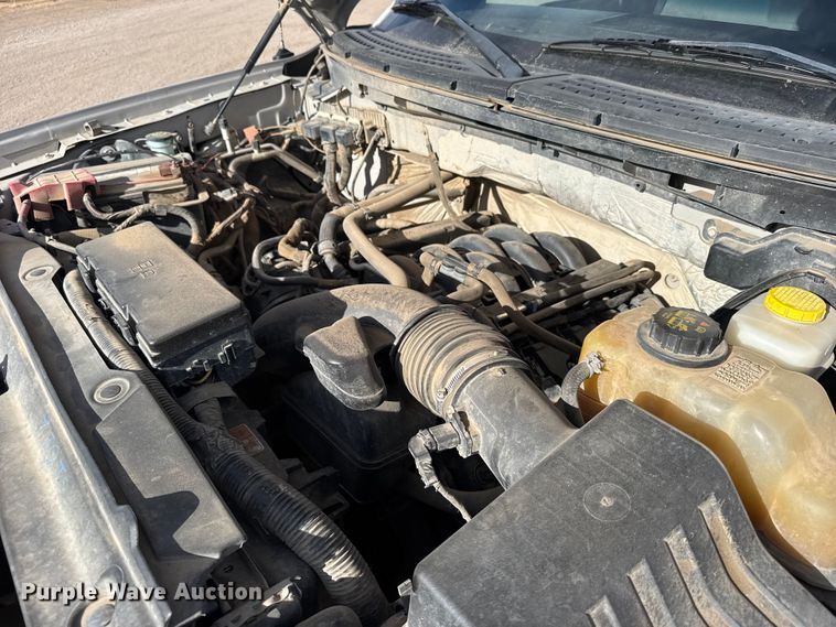 image for item FB0735 2014 Ford F150 Crew Cab pickup truck