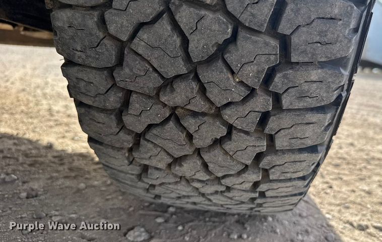 image for item FB0735 2014 Ford F150 Crew Cab pickup truck