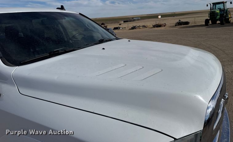 image for item FB0737 2016 RAM 2500 Crew Cab pickup truck