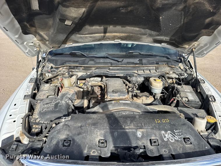 image for item FB0737 2016 RAM 2500 Crew Cab pickup truck