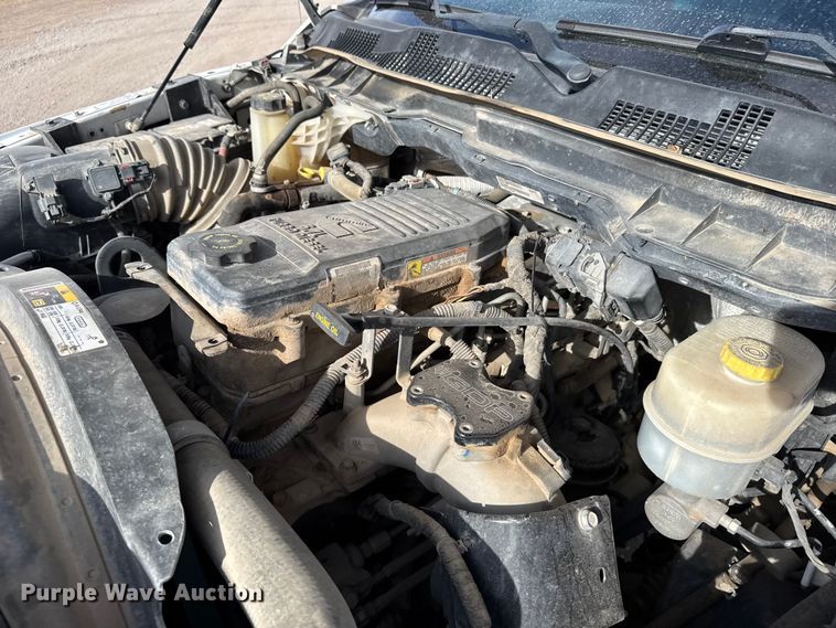 image for item FB0737 2016 RAM 2500 Crew Cab pickup truck