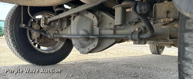 image for item FB0737 2016 RAM 2500 Crew Cab pickup truck