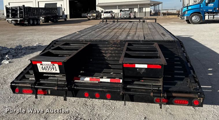 image for item FB0739 2014 PJ FD262 equipment trailer