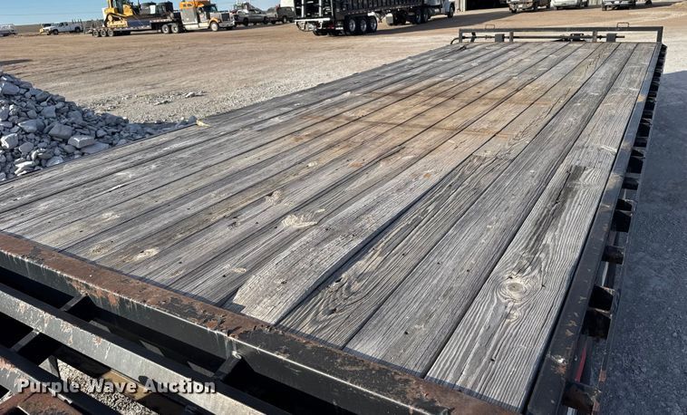 image for item FB0739 2014 PJ FD262 equipment trailer