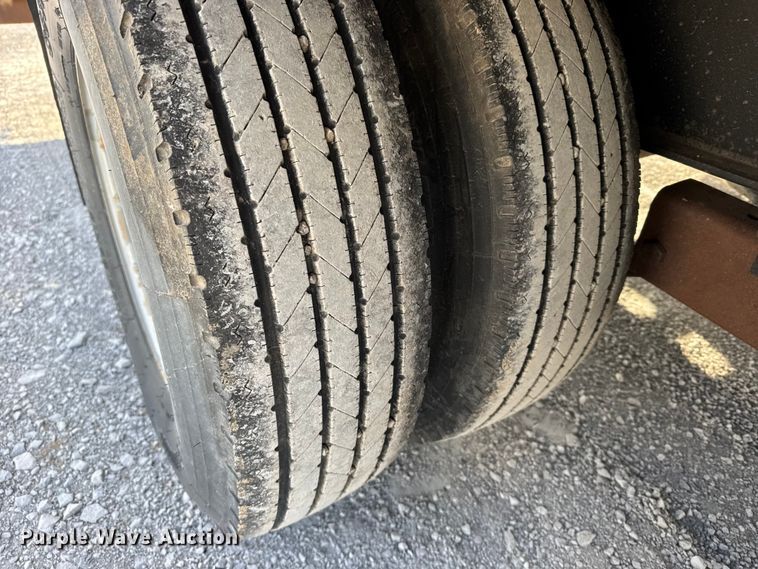 image for item FB0739 2014 PJ FD262 equipment trailer