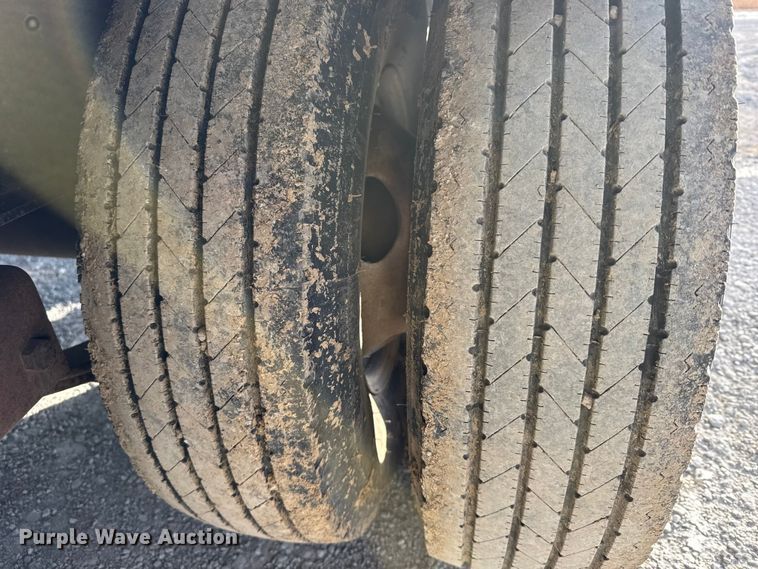 image for item FB0739 2014 PJ FD262 equipment trailer