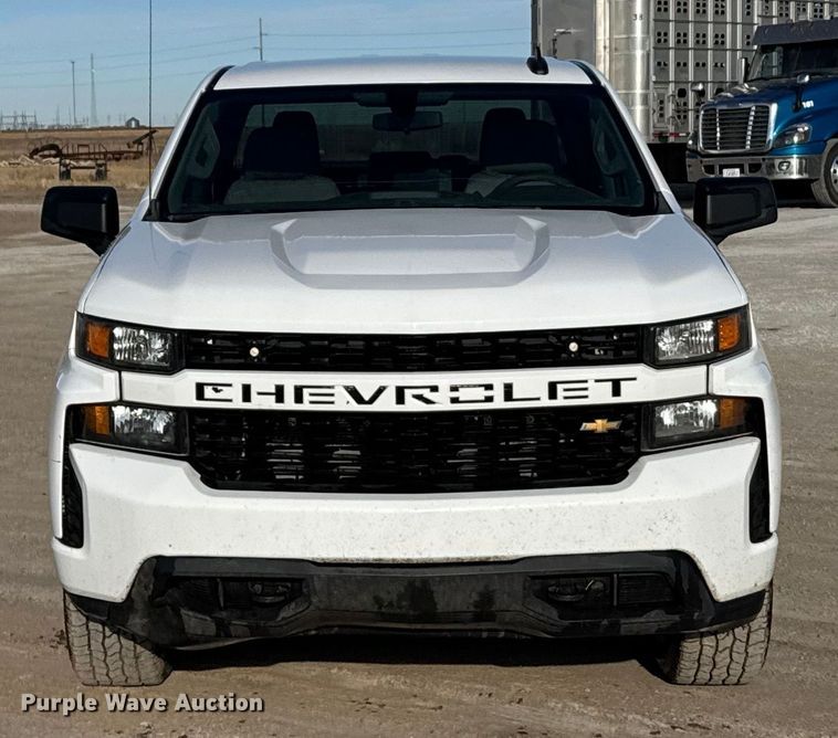 image for item FB0741 2020 Chevrolet Silverado 1500 Crew Cab pickup truck