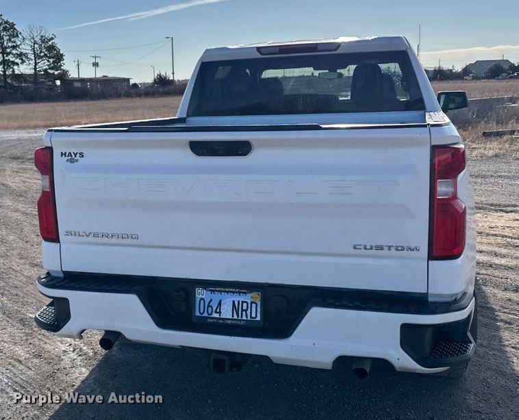 image for item FB0741 2020 Chevrolet Silverado 1500 Crew Cab pickup truck