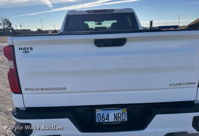 image for item FB0741 2020 Chevrolet Silverado 1500 Crew Cab pickup truck