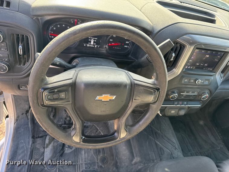 image for item FB0741 2020 Chevrolet Silverado 1500 Crew Cab pickup truck