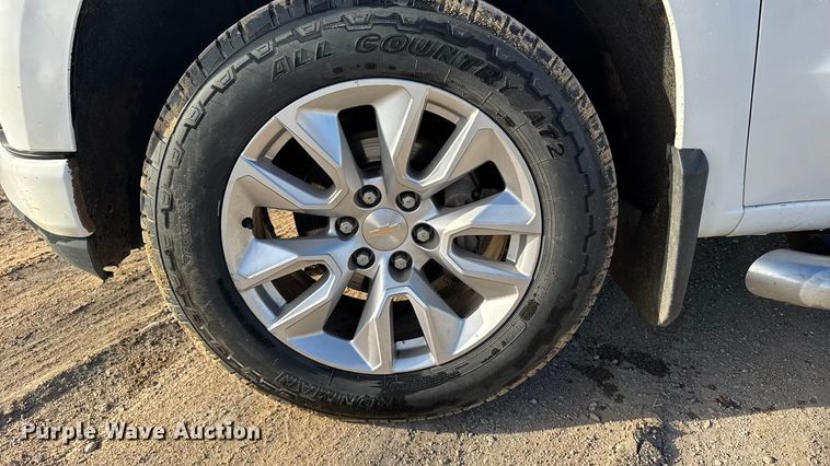 image for item FB0741 2020 Chevrolet Silverado 1500 Crew Cab pickup truck