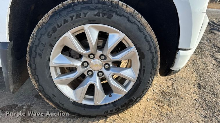 image for item FB0741 2020 Chevrolet Silverado 1500 Crew Cab pickup truck