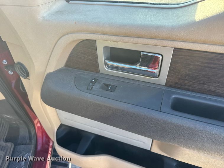 image for item FB0742 2013 Ford F150 Crew Cab pickup truck