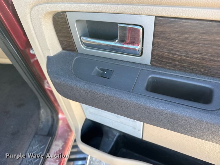 image for item FB0742 2013 Ford F150 Crew Cab pickup truck