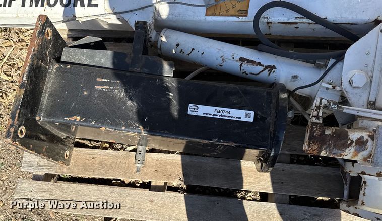 image for item FB0744 Liftmoore truck crane